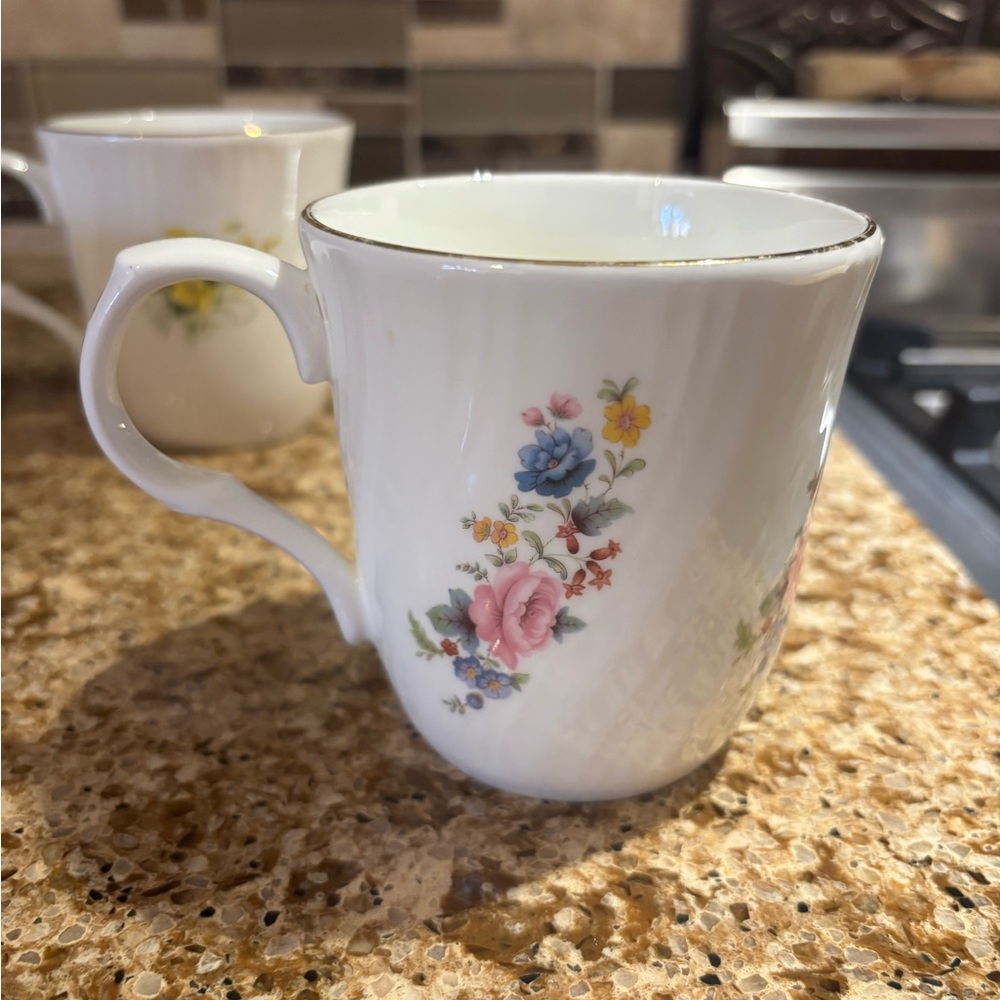 Vintage SADLER wellington Fine Bone China Mug